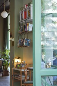 Floating bookshelves