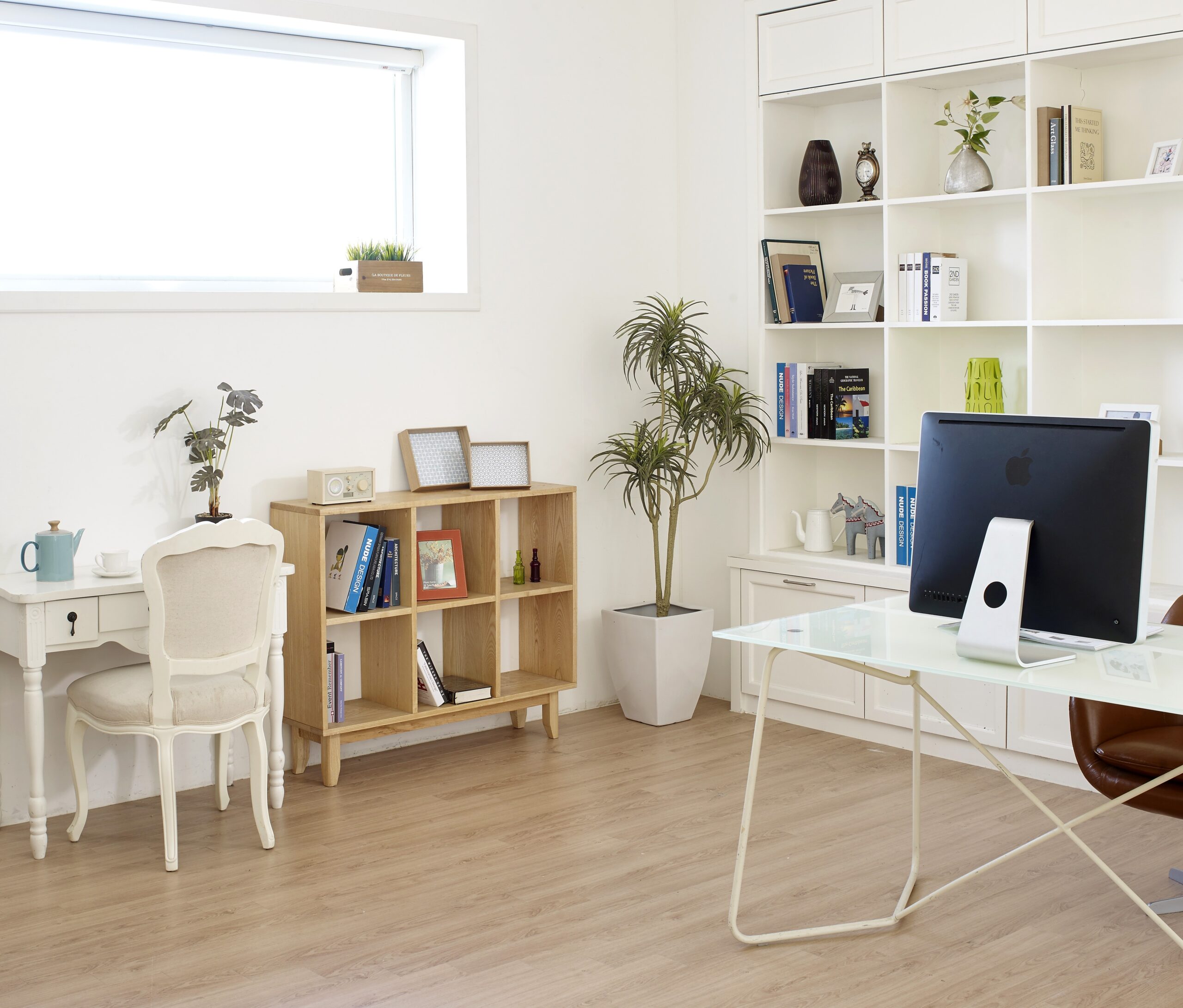Elevate Your Space with Built-in Bookshelves: A Comprehensive Guide